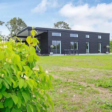 One-bedroom Holiday In Brekstad Højslev
