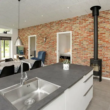 One-bedroom Holiday In Brekstad Højslev